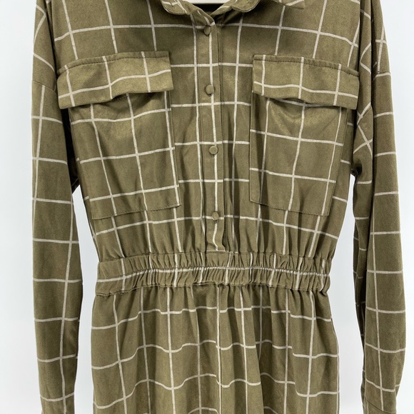 Le Lis Olive Green Plaid Romper, Button Front, Long Sleeves - Picture 4 of 11